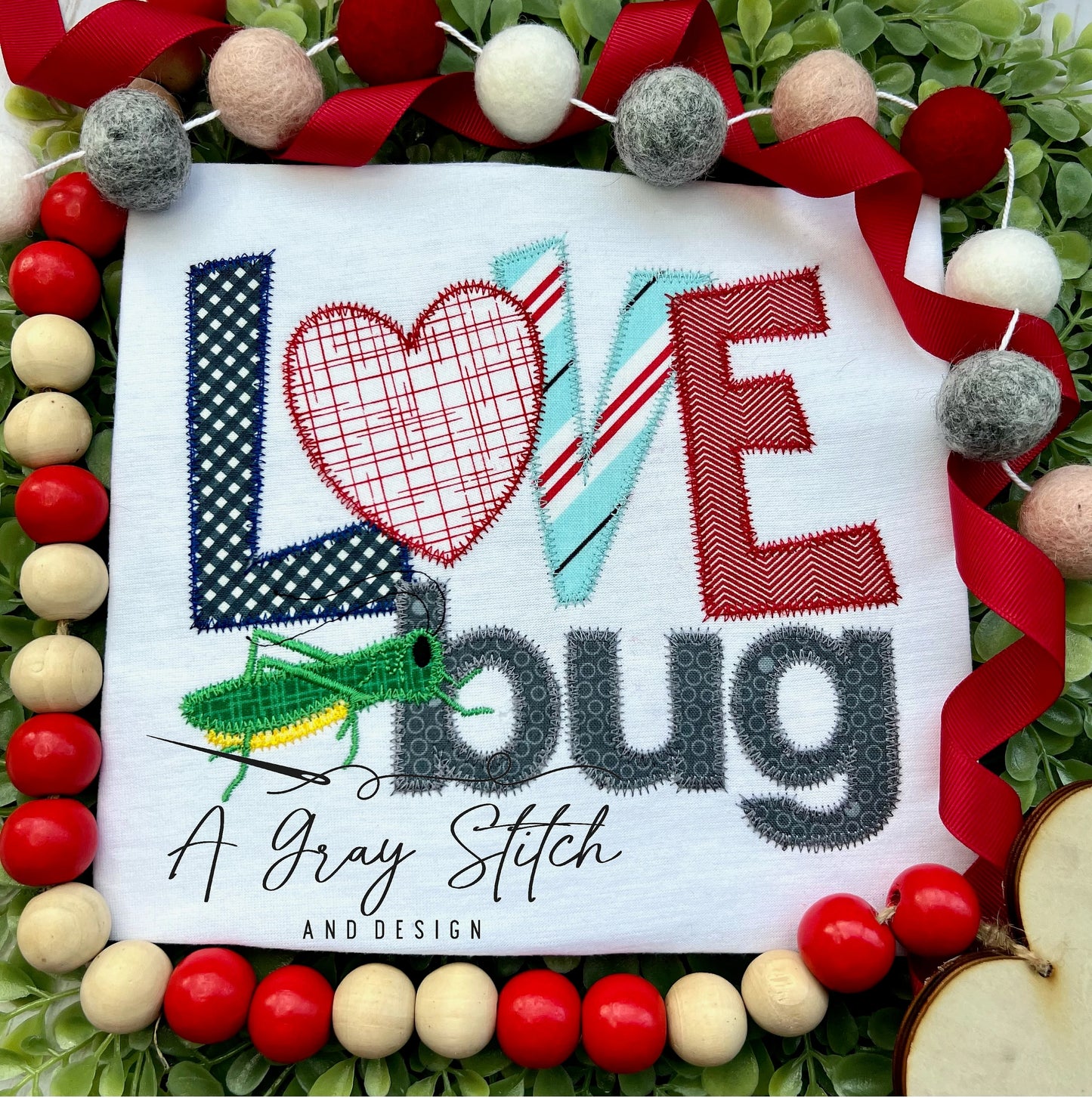 Zig Zag Applique Love Bug with Grasshopper for Valentin's Day Machine Embroidery Design
