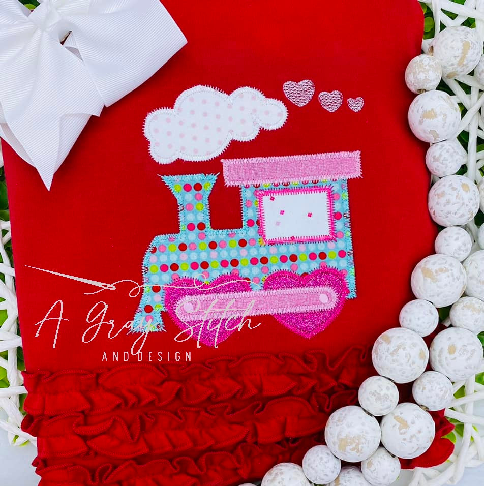 Zig Zag Applique Valentine's Train Design