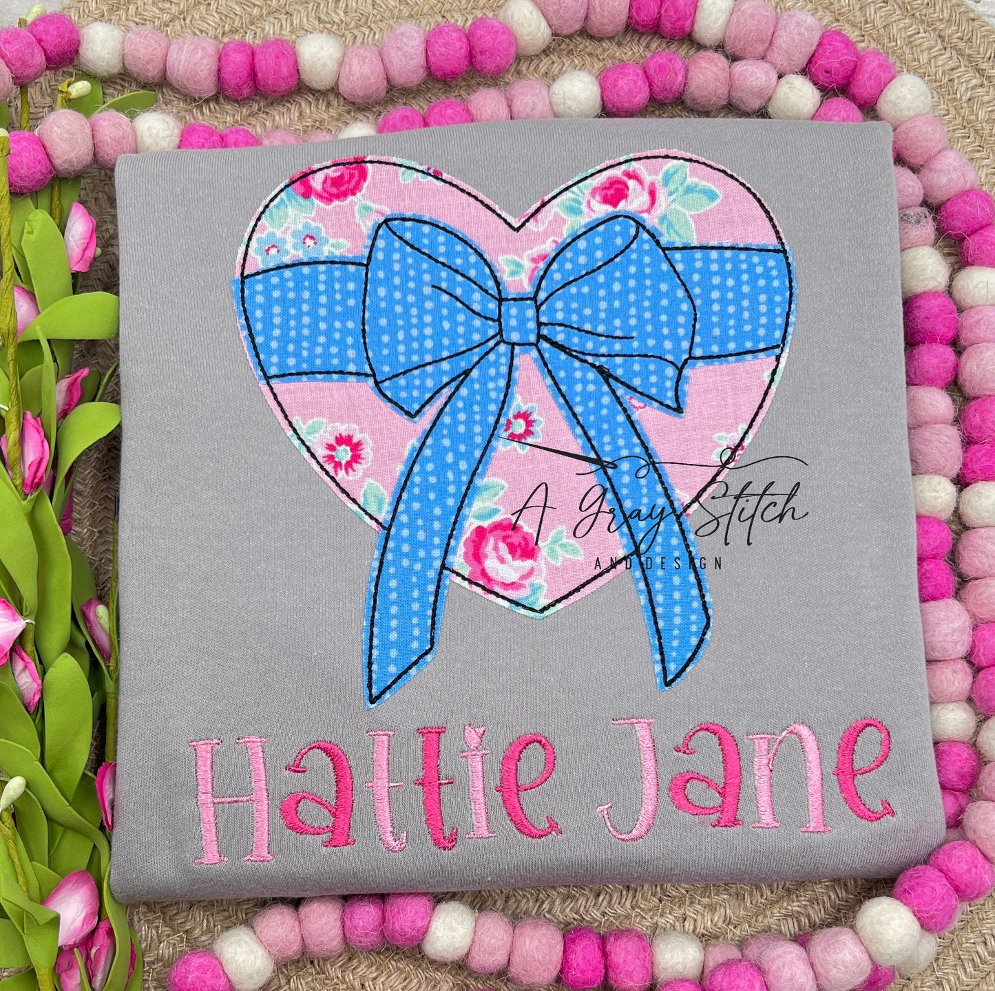 Bean Stitch Heart with Gift Bow Valentine's Design