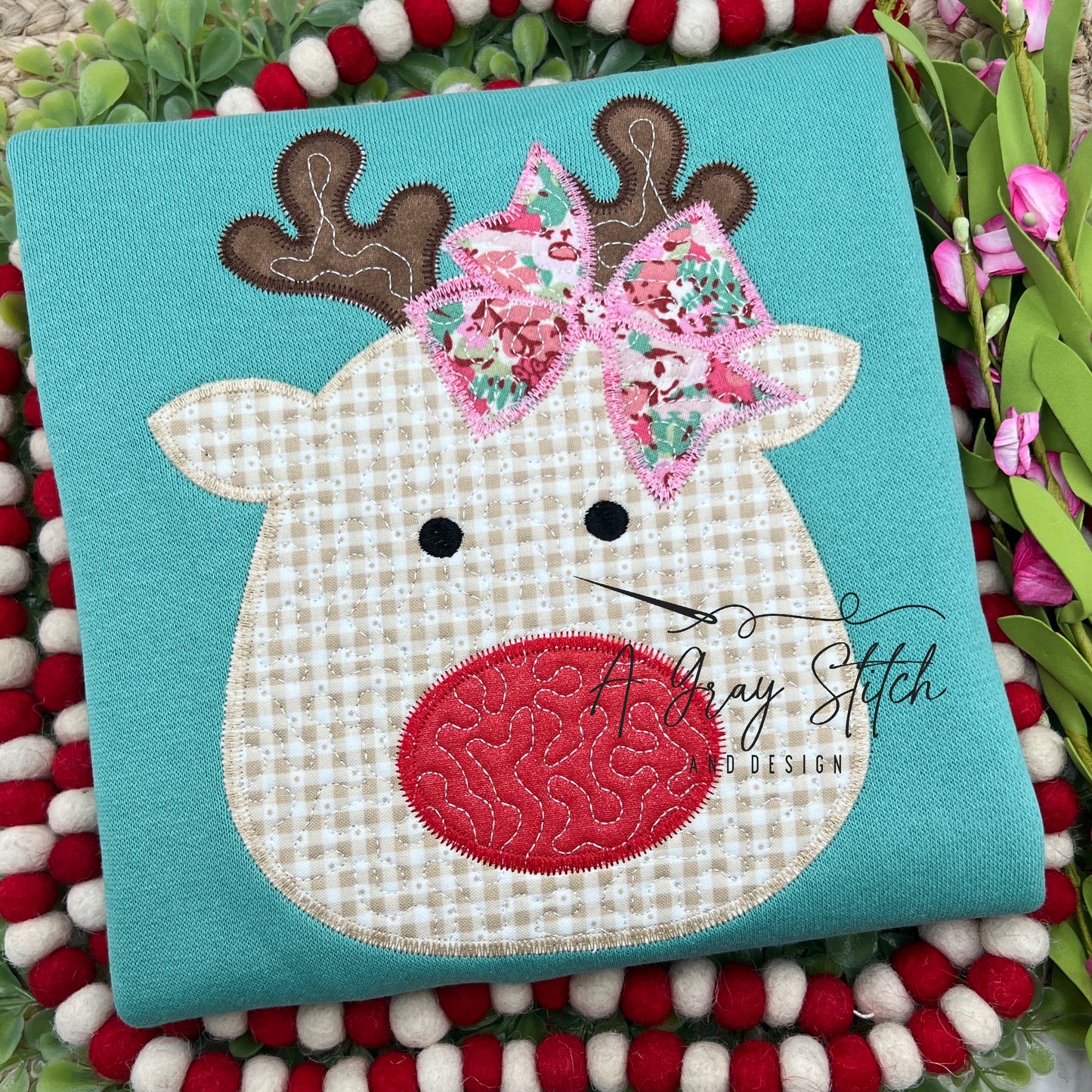 Quilted Reindeer Girl Applique Design